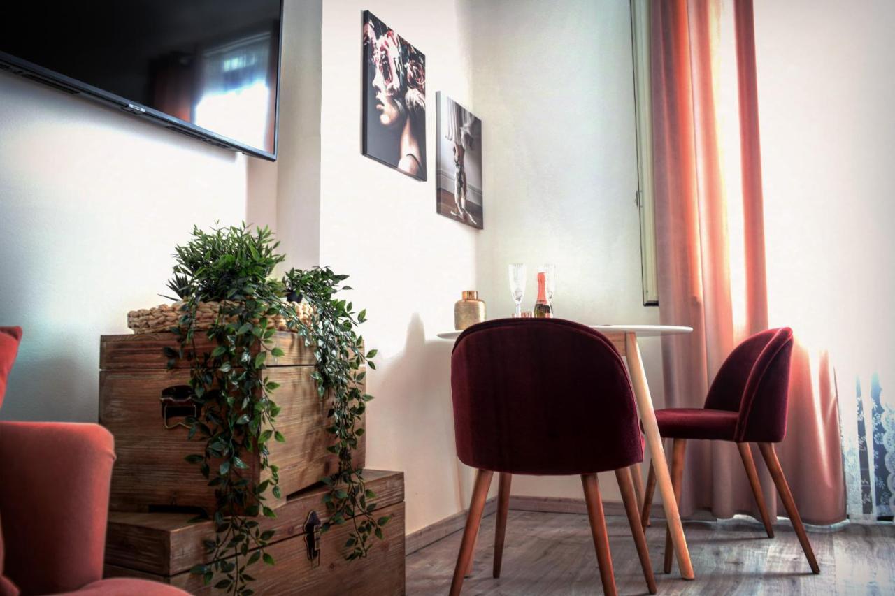 Le Moresche Apartment Катания Экстерьер фото