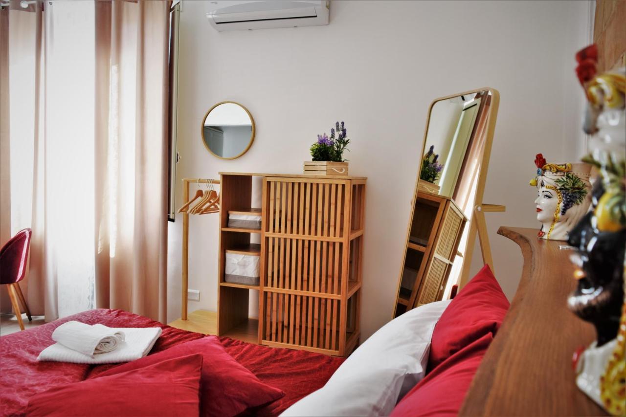 Le Moresche Apartment Катания Экстерьер фото